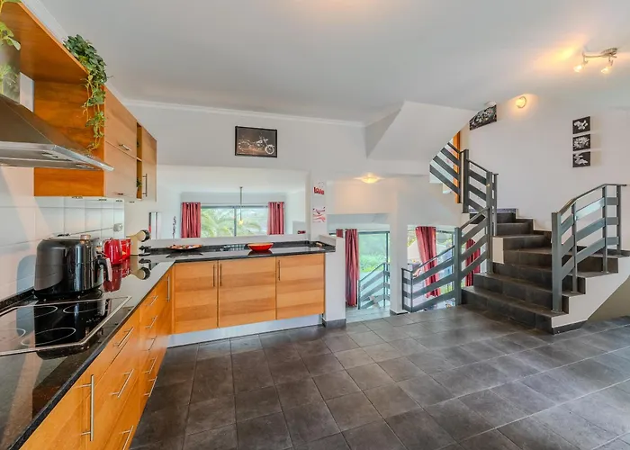 Rosa By Your Key Holiday home Porto Santo